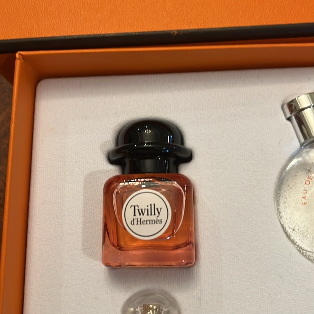 Hermès Mini Perfume Set - Picture 2 of 7